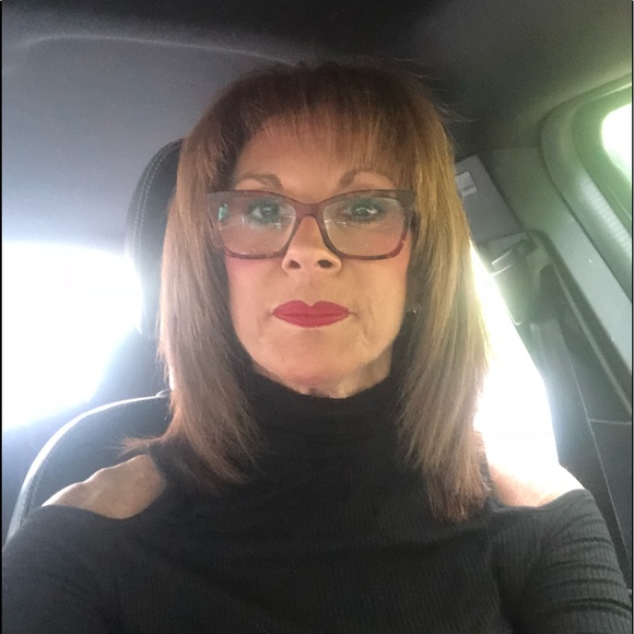 Meet your Posher, Nancy - Picture 1 of 1